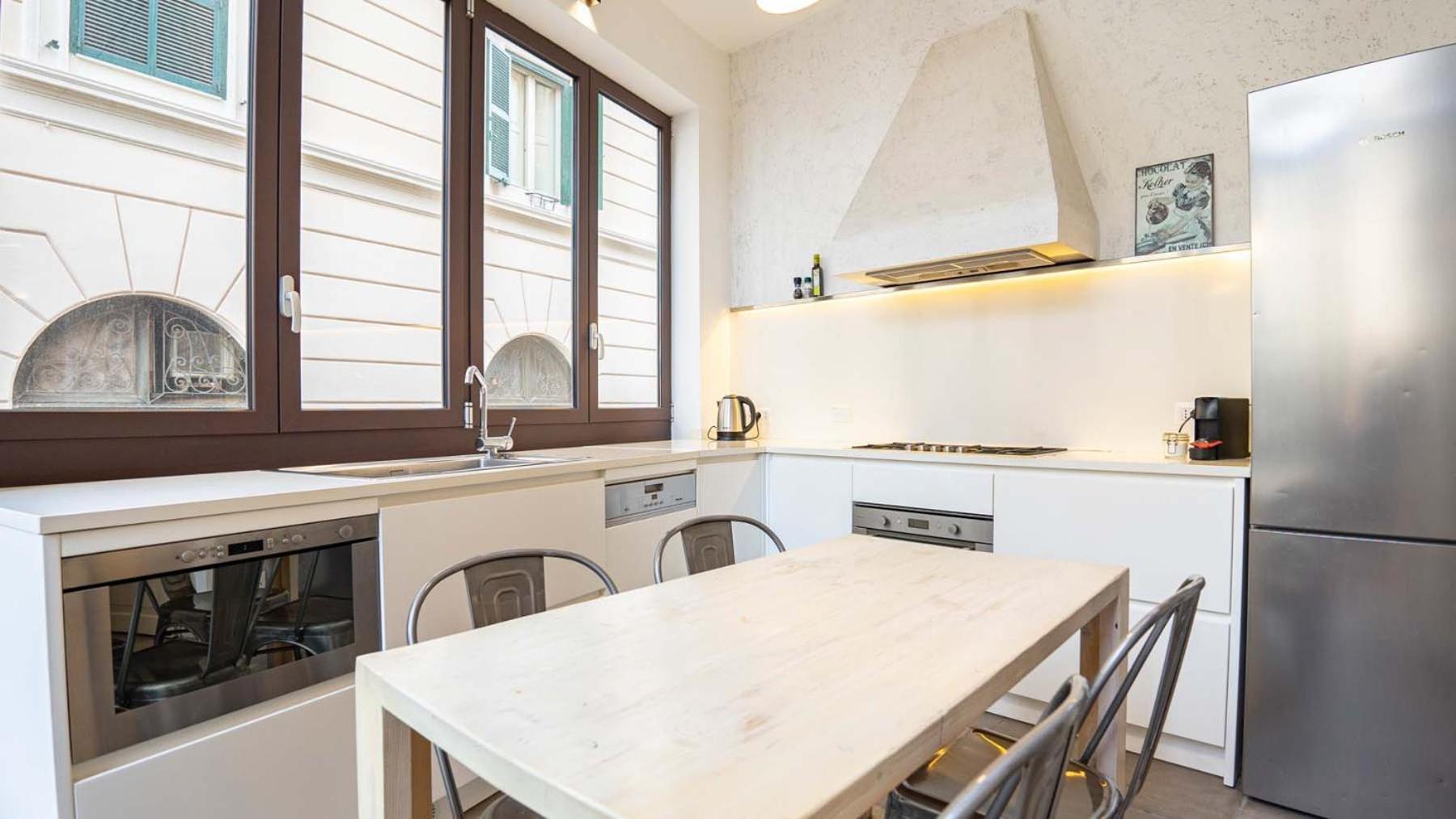 רומא Cozy Nest With Terrace In Trastevere מראה חיצוני תמונה