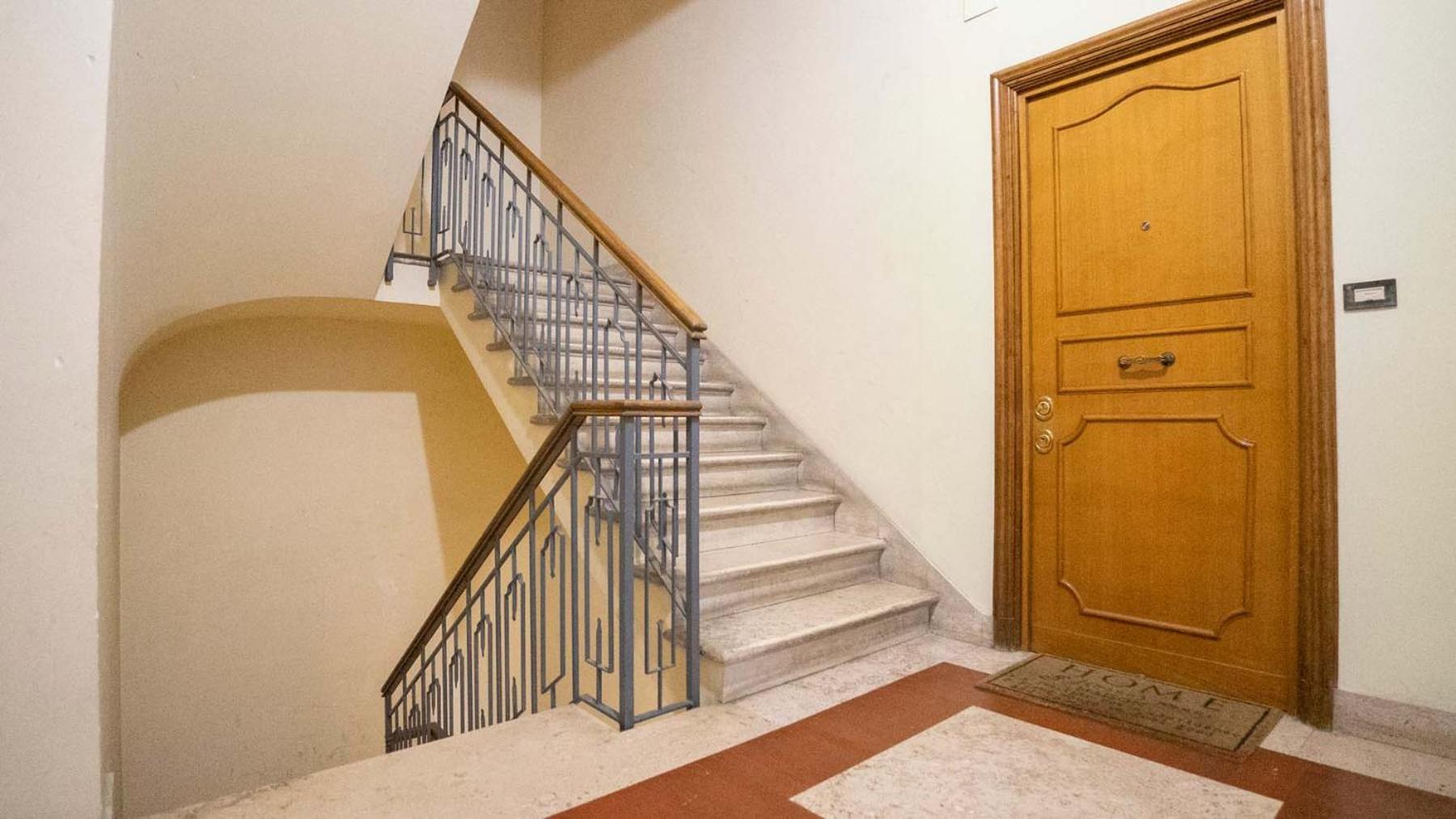 רומא Cozy Nest With Terrace In Trastevere מראה חיצוני תמונה