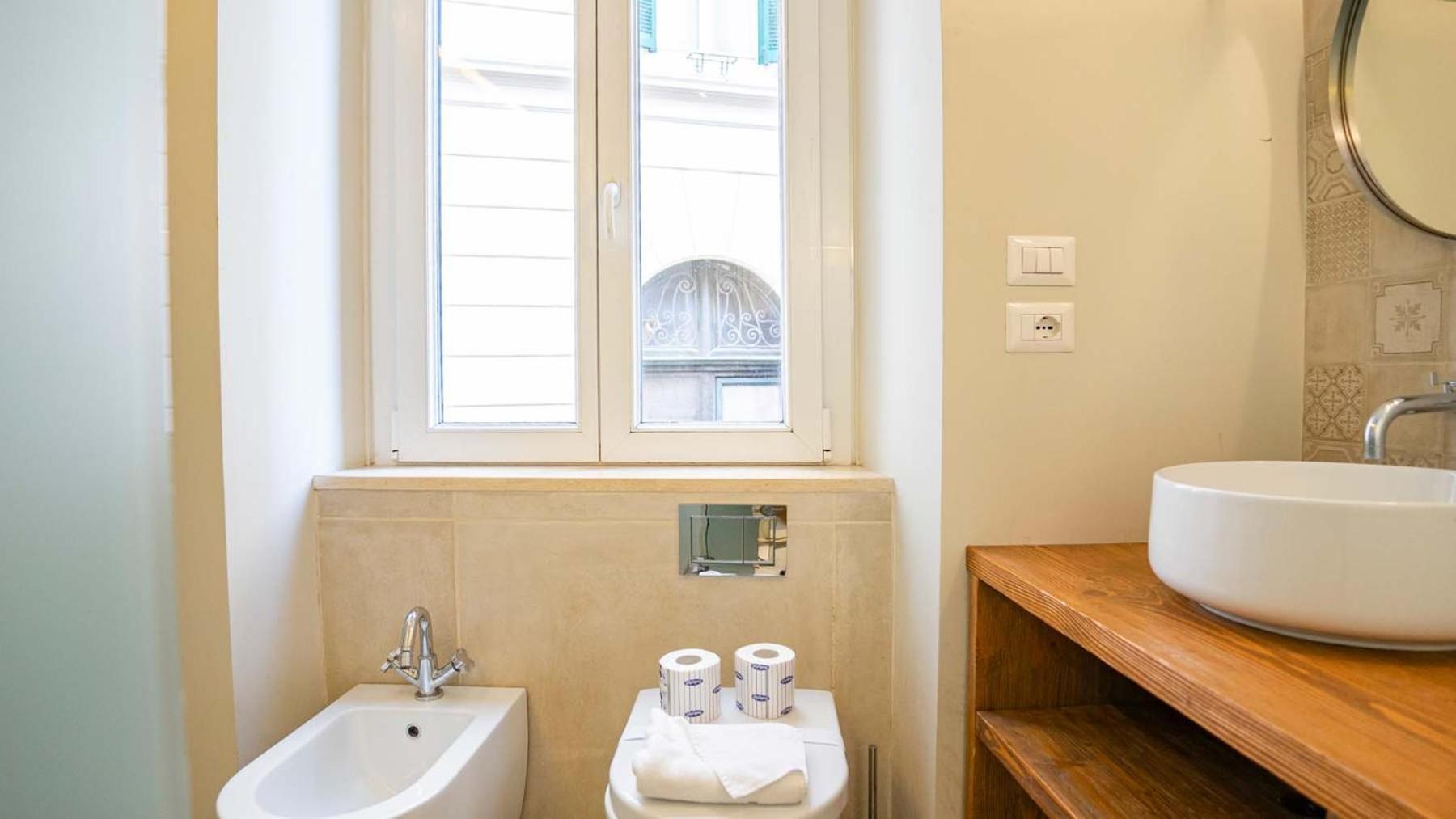 רומא Cozy Nest With Terrace In Trastevere מראה חיצוני תמונה