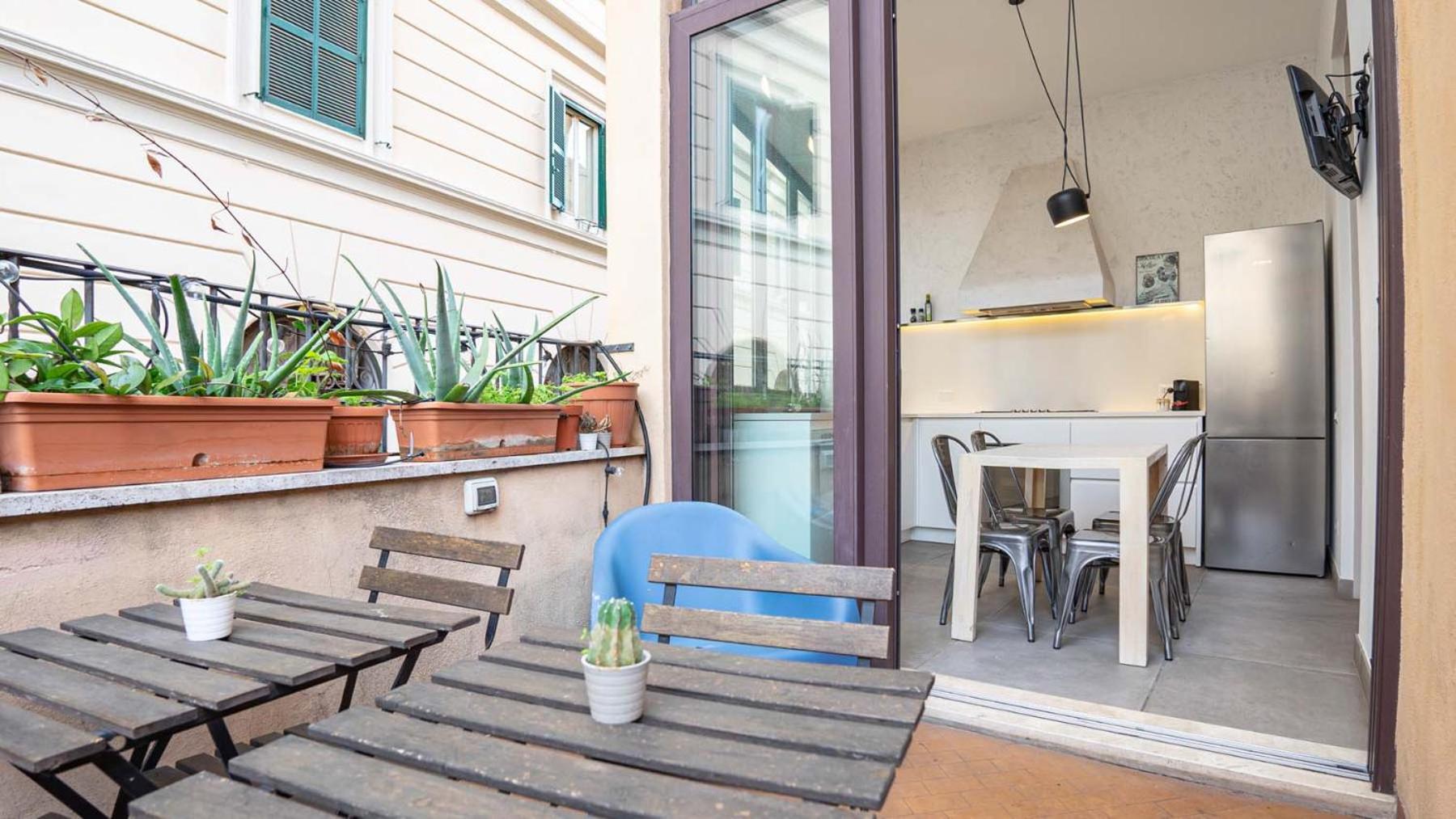 רומא Cozy Nest With Terrace In Trastevere מראה חיצוני תמונה